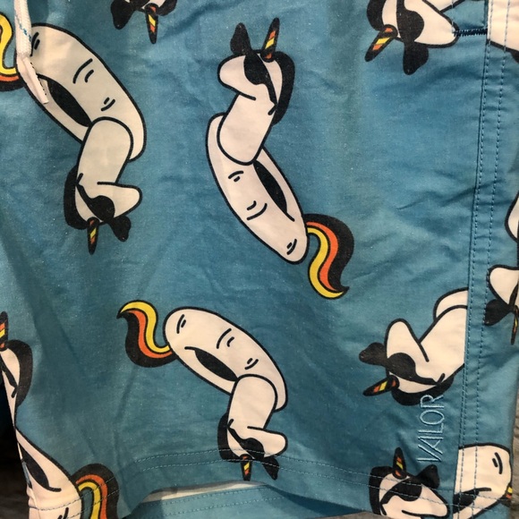 Valor Collective Men's Unicorn Pool Floaty Swim - Picture 4 of 10